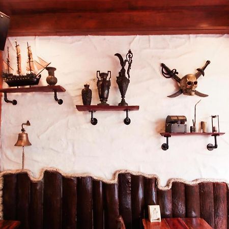 Oyo 1103 Pirates House Hotel Kepulauan Phi Phi Bagian luar foto
